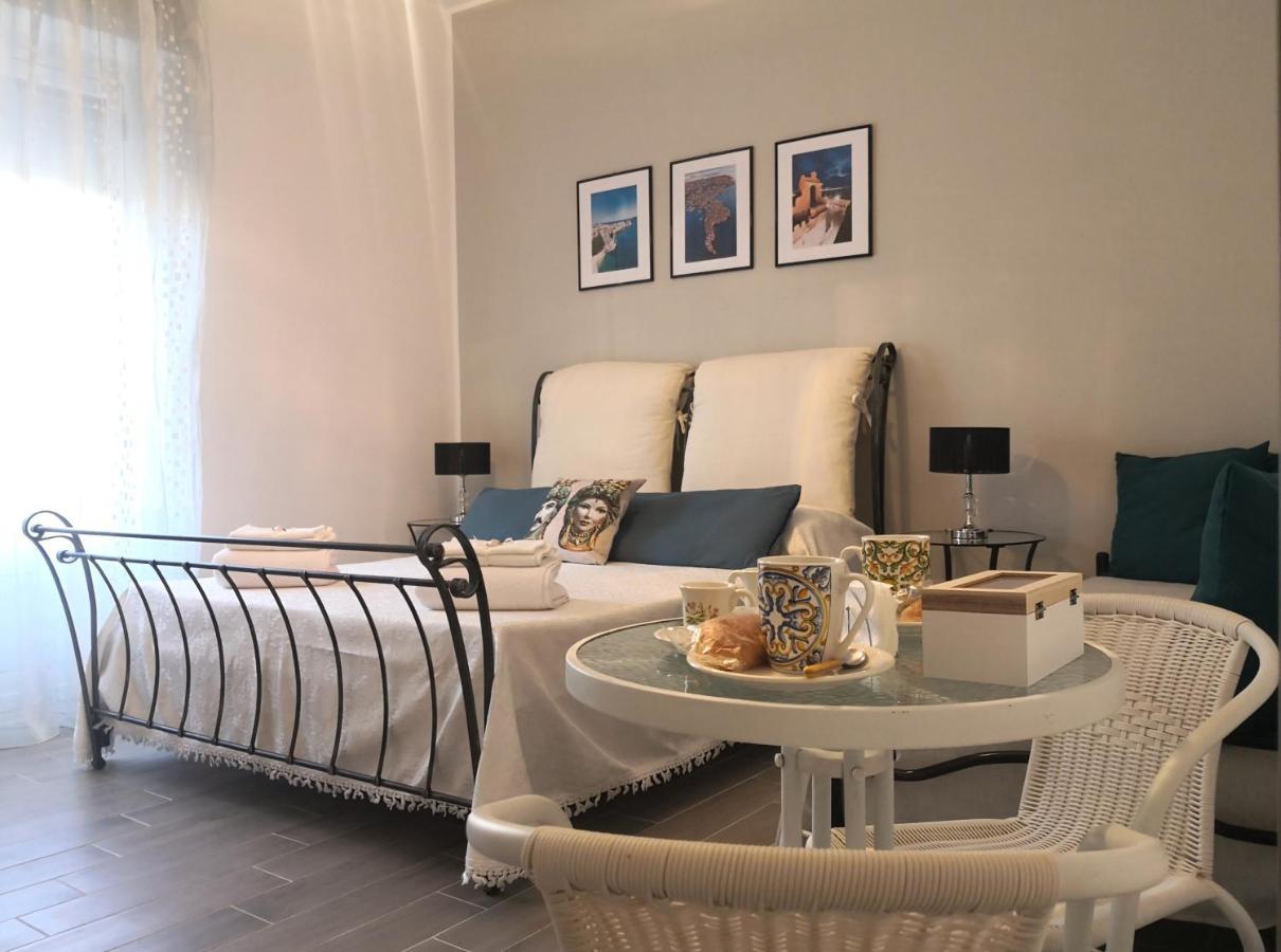 Casa La Morettina - Cortile Privato Interno سيراكوزا المظهر الخارجي الصورة